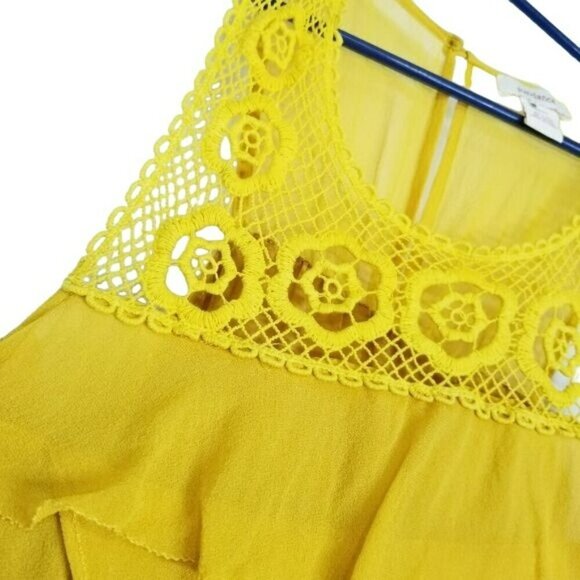 Sundance tank top sheer‎ silk crochet ruffle tiered keyhole button back Medium - Picture 3 of 12